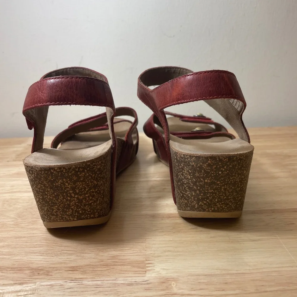 Dansko Red Leather Wedge Sandals Adjustable Straps Brass Hardware Size 41